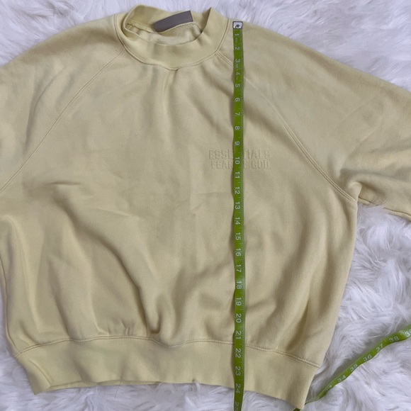 FEAR OF GOD ESSENTIALS
Yellow Crewneck Sweatshirt - Picture 8 of 11